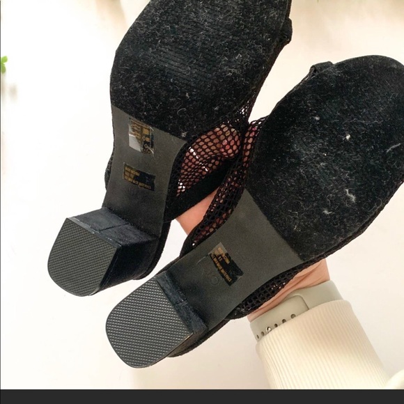 Urban Outfitters black mesh shoes sandals heels 8.5 chic - Picture 3 of 4